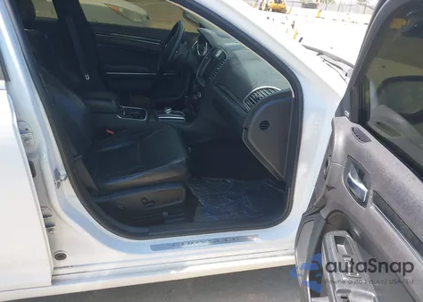 2016 Chrysler 300C из США, поврежденный, VIN 2C3CCAEG1GH294843